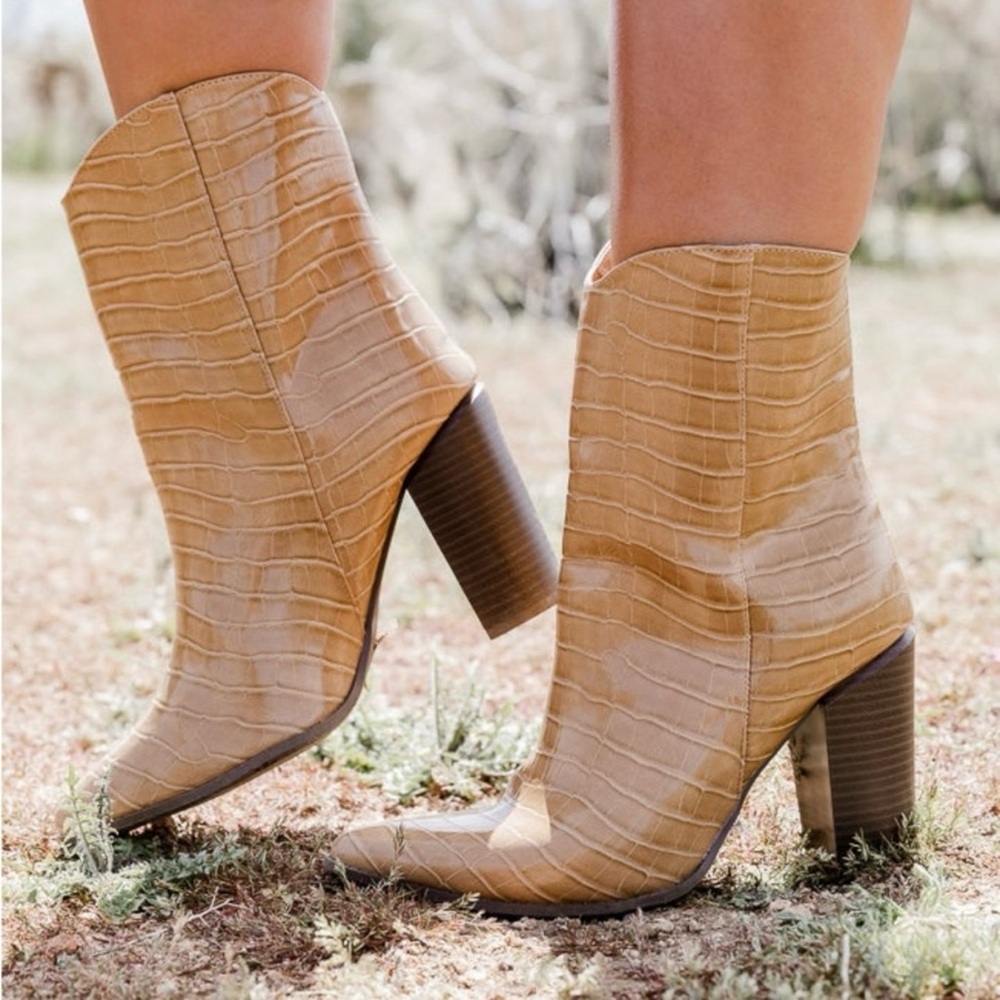 Pink Lily Faux Crocodile Heeled Boots - Picture 6 of 9